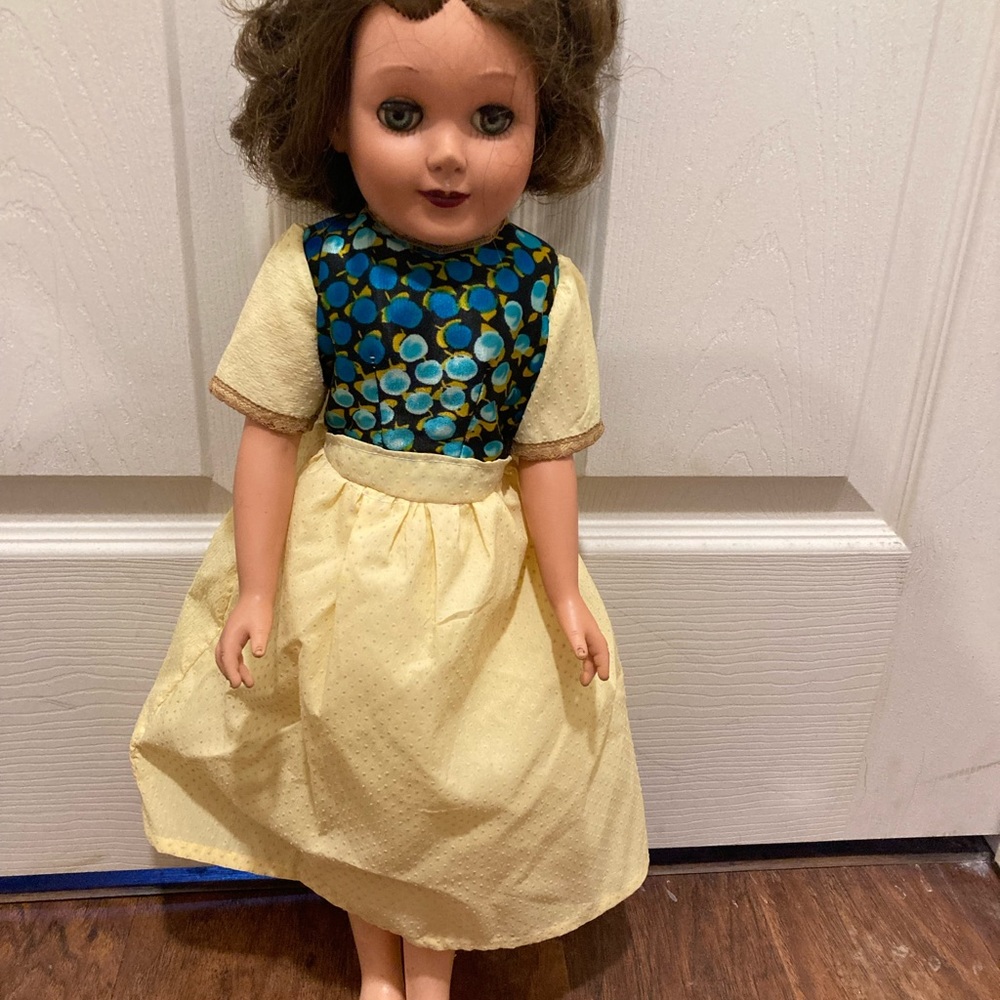 Vintage Rare 1950s Disney 22" Snow White Doll